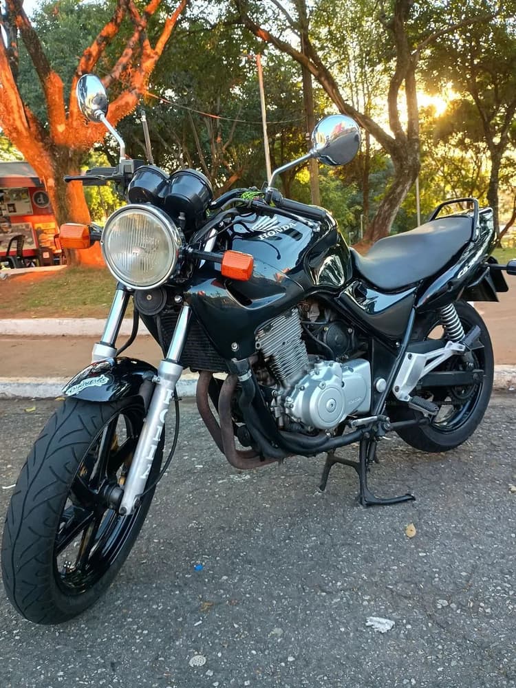 Cb500 antiga
