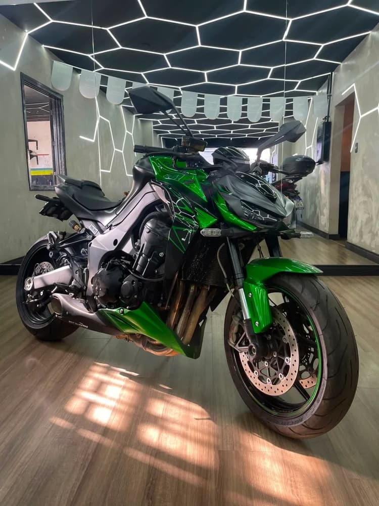 Kawasaki Z1000 edition