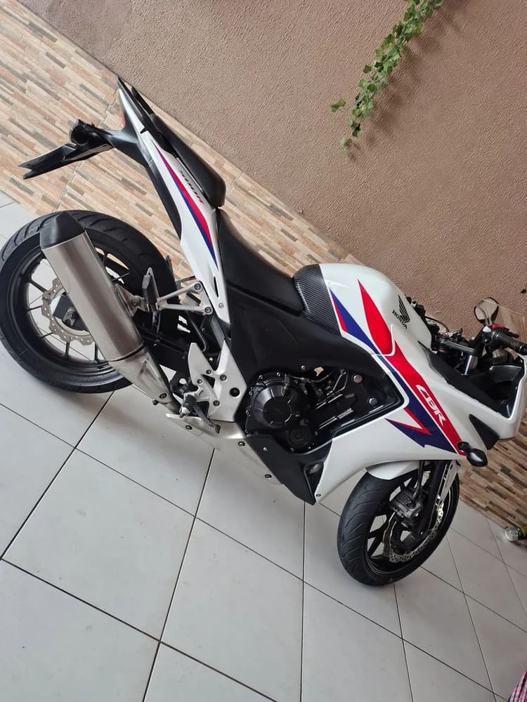 HONDA CBR 500R 2014 BEM CONSERVADA!