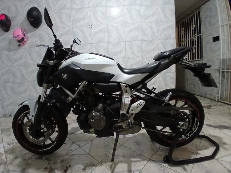 Yamaha MT 07 