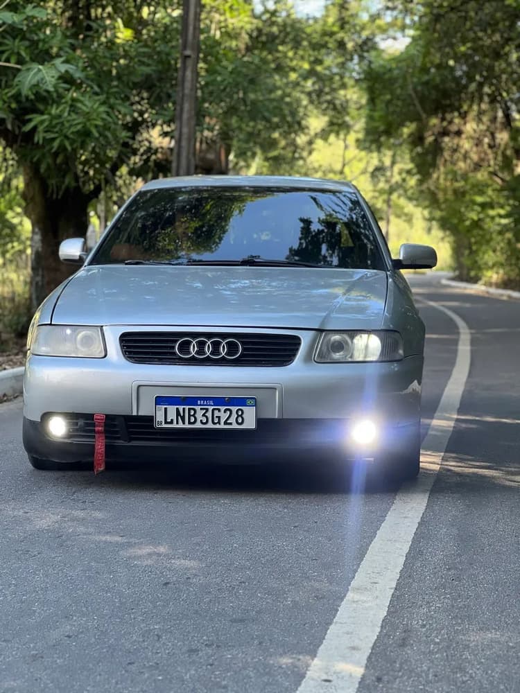 Audi A3 1.8 5P Mec. 2000
