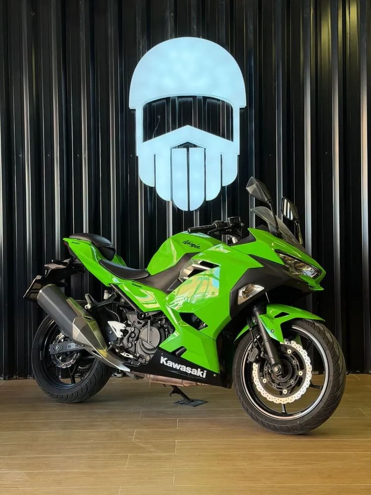 NINJA 400