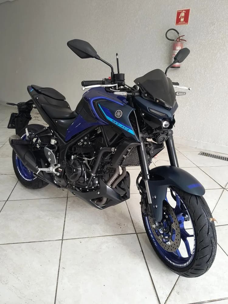 MT 03 com 14 mil km impecável 