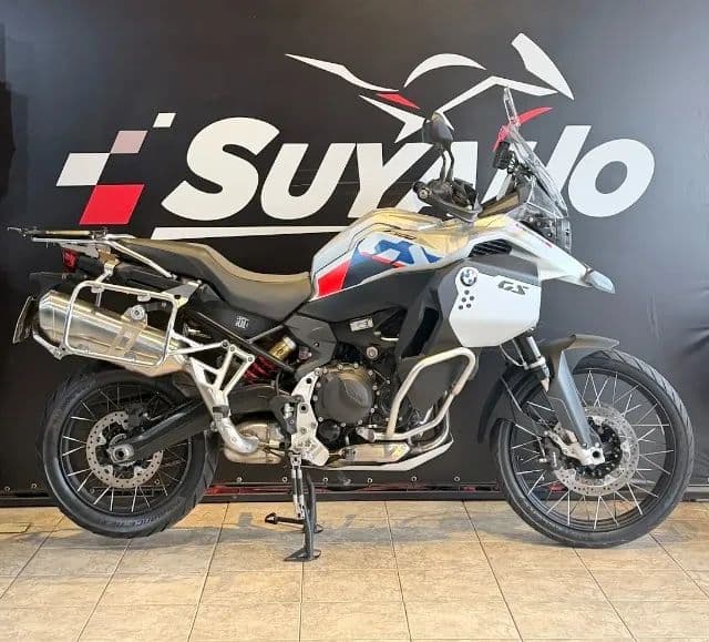 BMW F900GS ADV PLUS