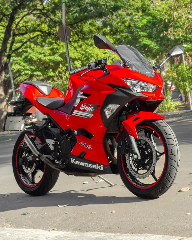 Kawasaki Ninja 400
