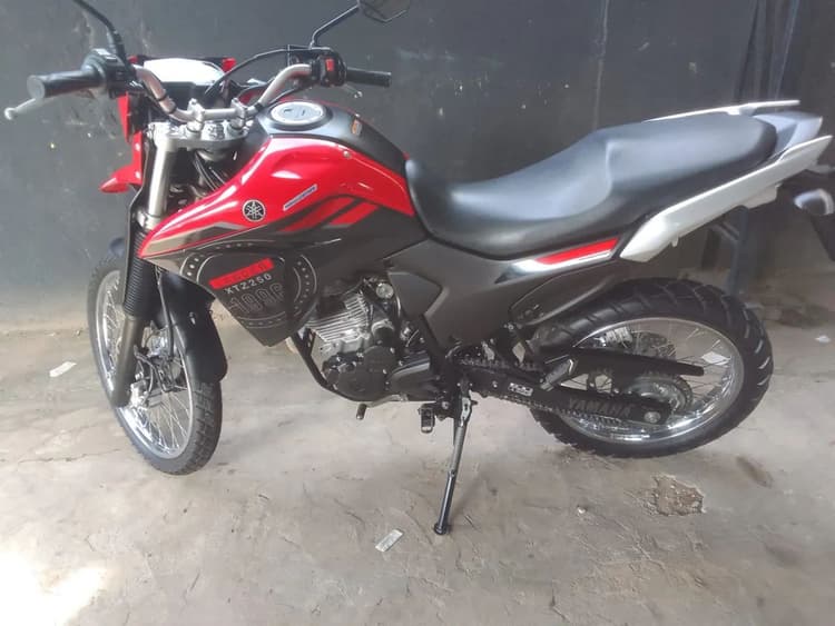Vendo Lander 250cc