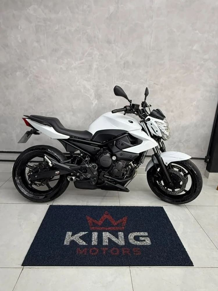 XJ6