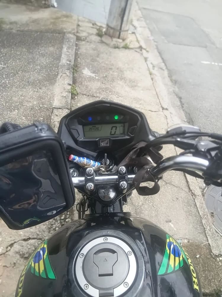 Moto top 