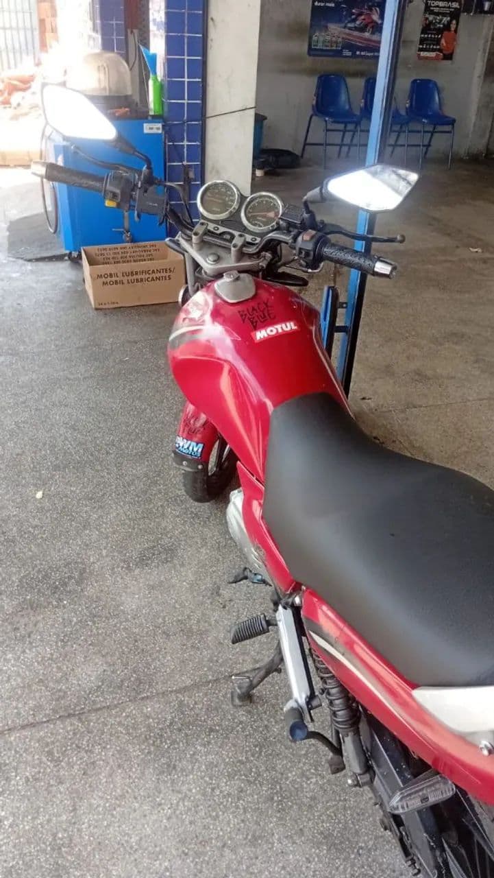Moto Suzuki 