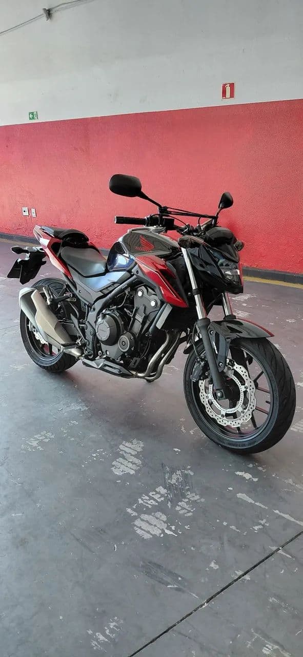 Vende-se CB500F abs 2019