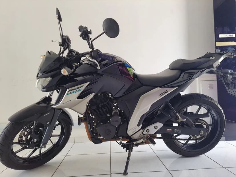 FAZER 250 