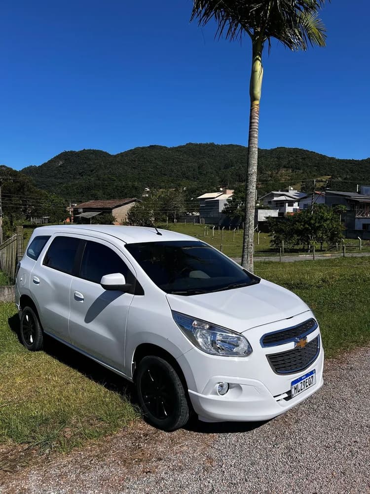 Chevrolet Spin LT 1.8 8V Econo.flex 5P Mec. 2015
