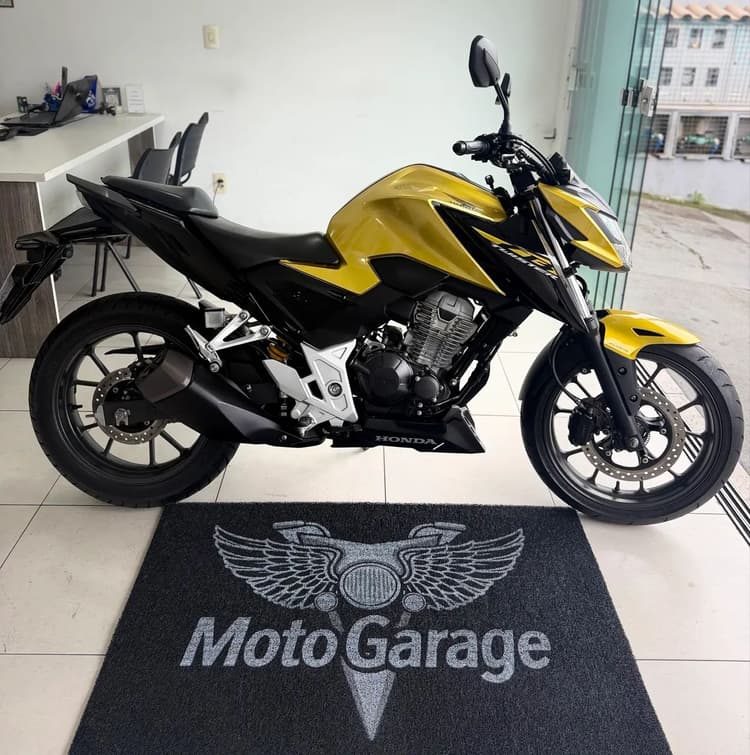Honda CB 300 Twister Abs - 2023 IMPECÁVEL 
