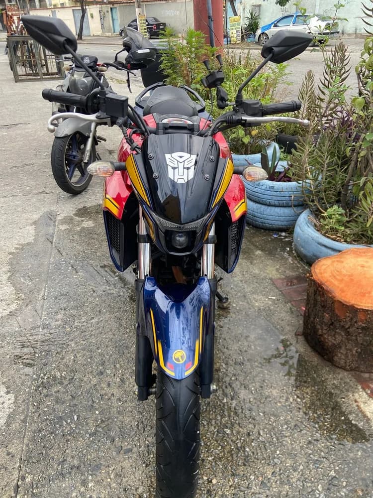 Fazer 250