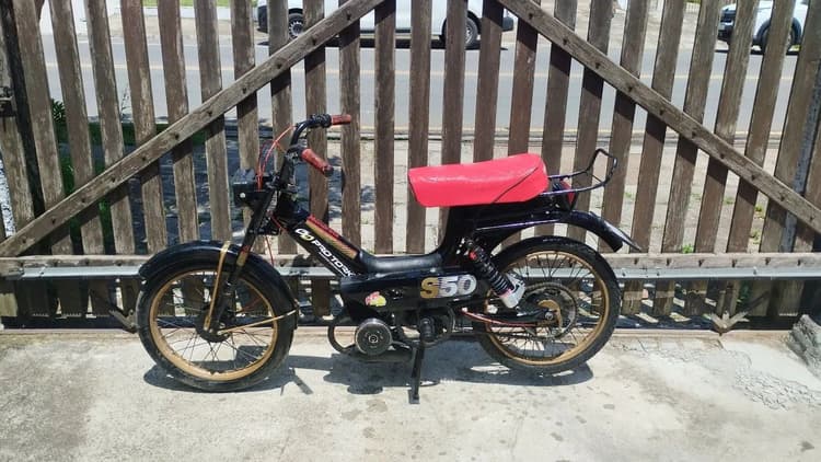 Mobilete Monark monareta 