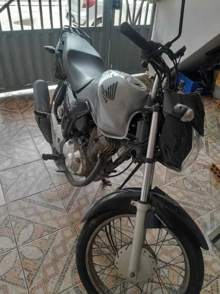 Vendo Moto (91) 992092118