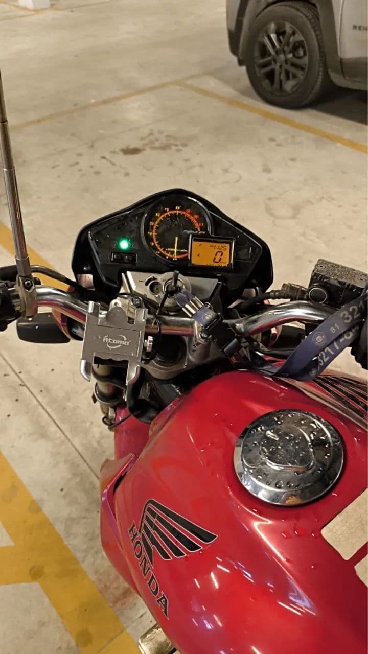 Cb 300
