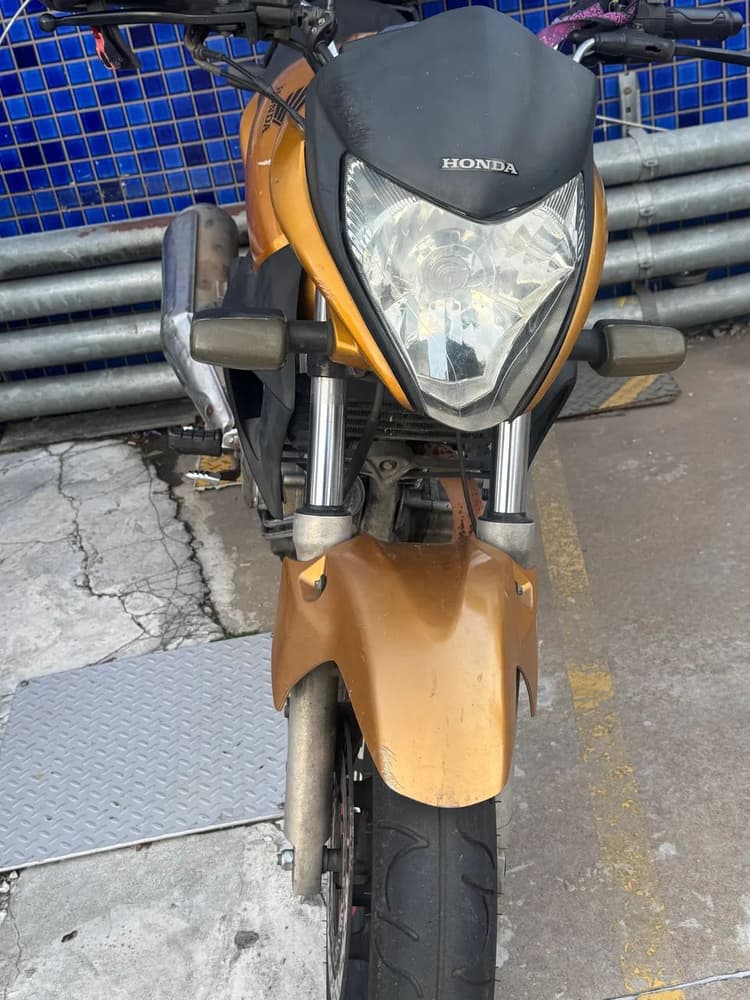 Honda CB300R 