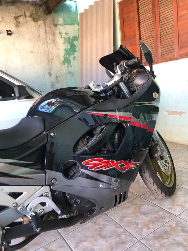 Suzuki GSX