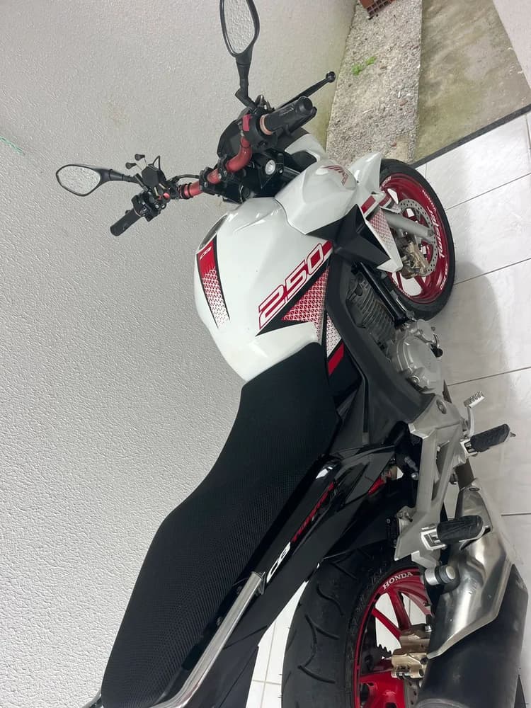 CB Twister 250 Cc 