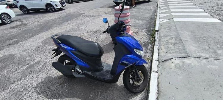 Vendo moto Yamaha Fluo