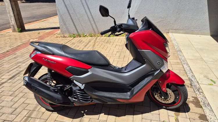 Yamaha Nmax 2018 vermelha automática 