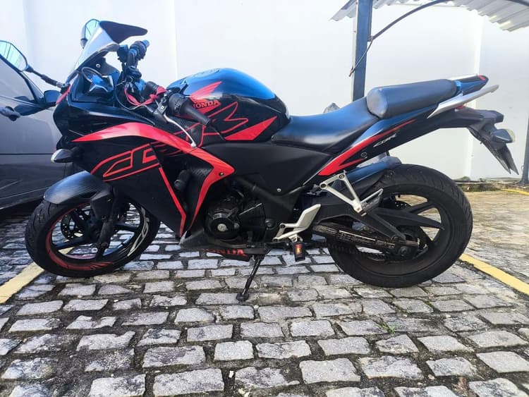 CBR 250R