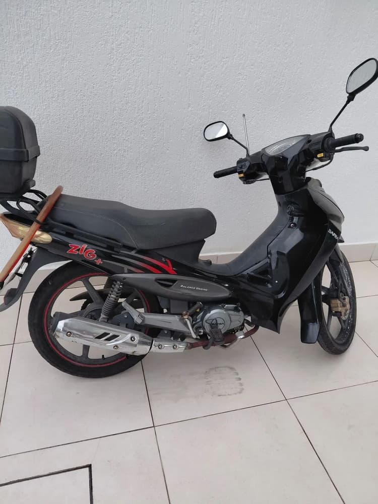 Vendo muito conservada