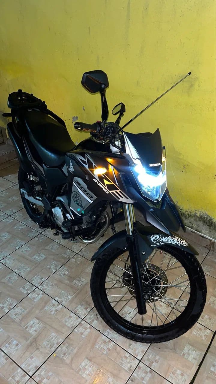 Xre 300