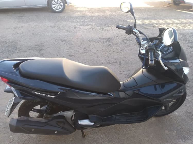 Vendo PCX, único dono!