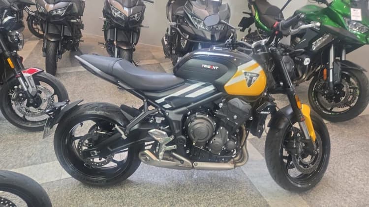 Triumph Trident 2025