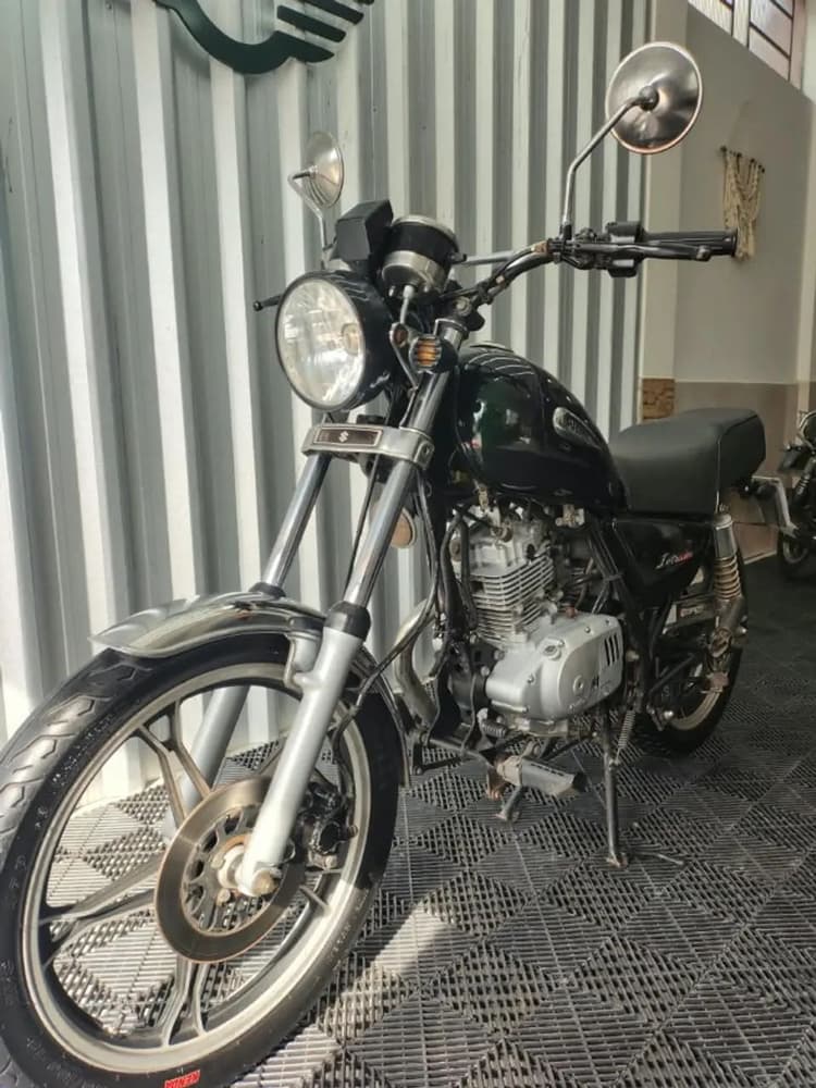 INTRUDER 125 