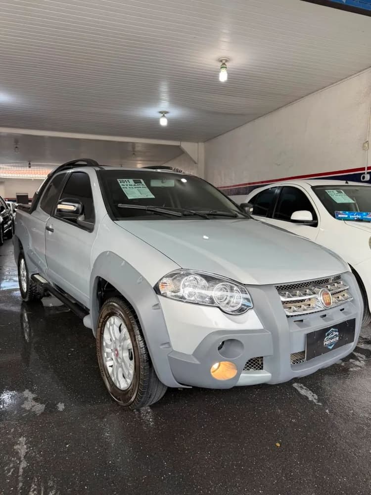Fiat Strada Adventure1.8/ 1.8 Locker Flex CD 2011