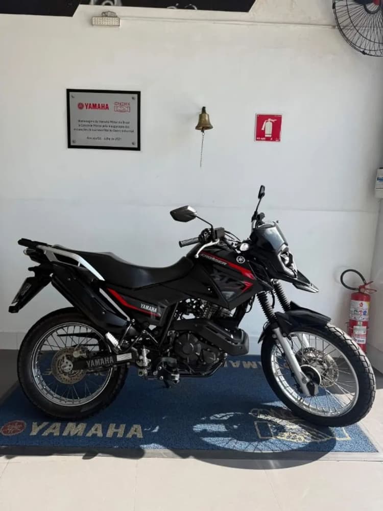 CROSSER S