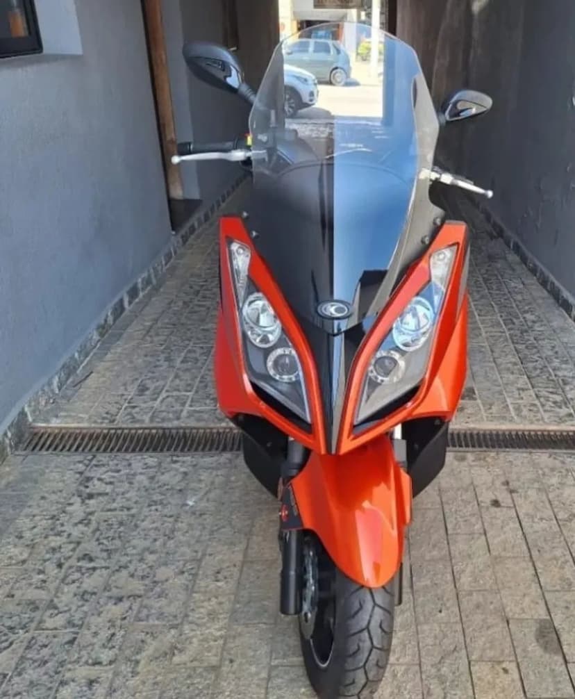 Scooters 