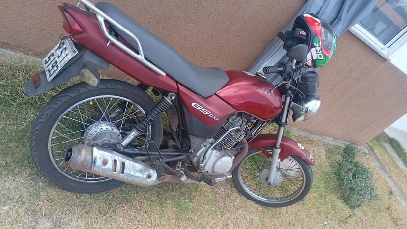 Vendo moto GS 120 chama no WhatsApp (98)991068057