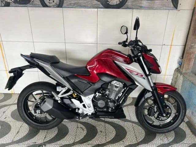 CB 300F Twister Abs - 2026