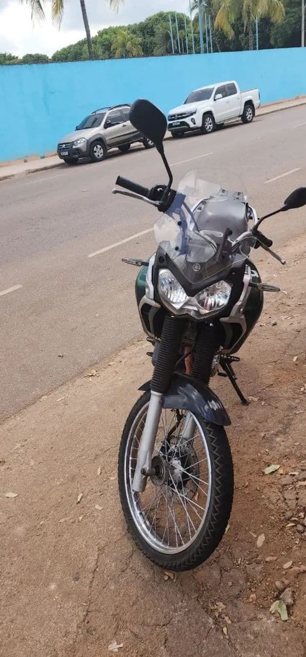 Tenere 250