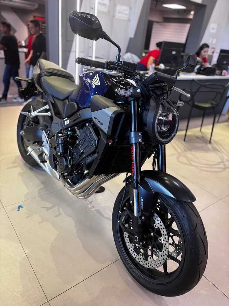 NOVA CB 650R