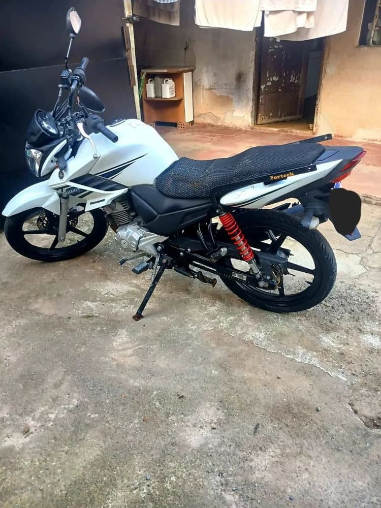 Fazer 150 2015