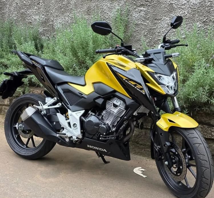 CB TWISTER 300