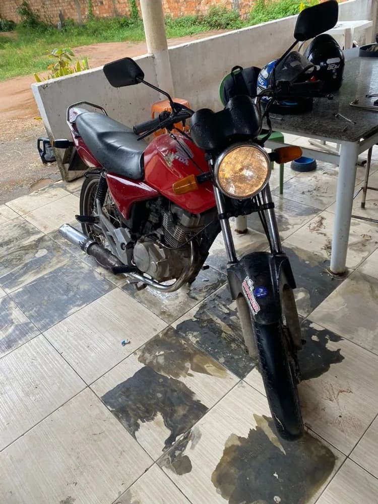 Vende se Titan 150