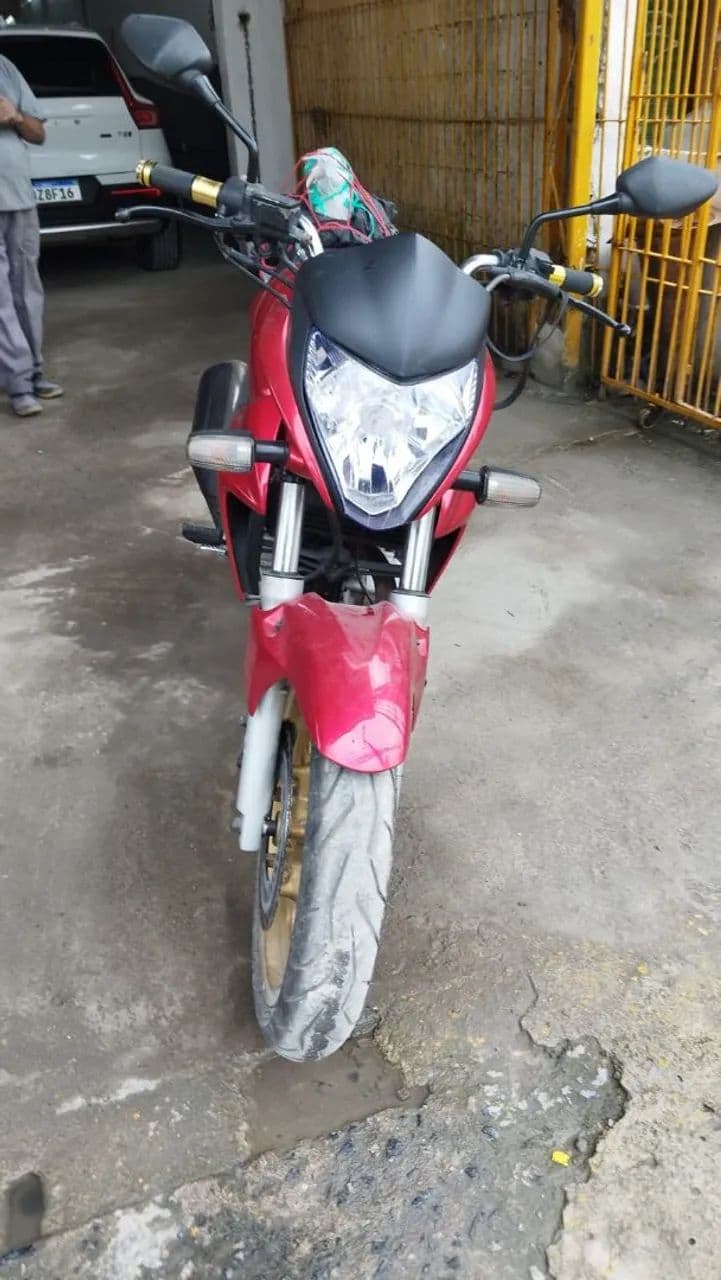 CB 300 R 