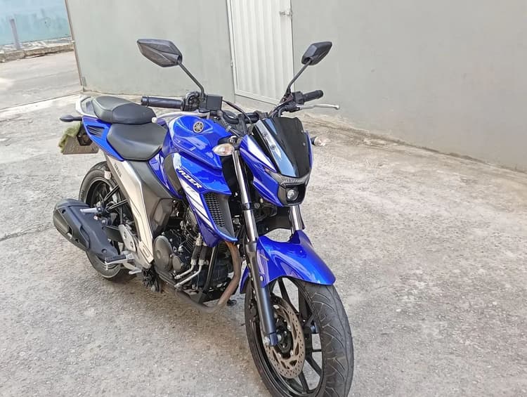Fazer 250