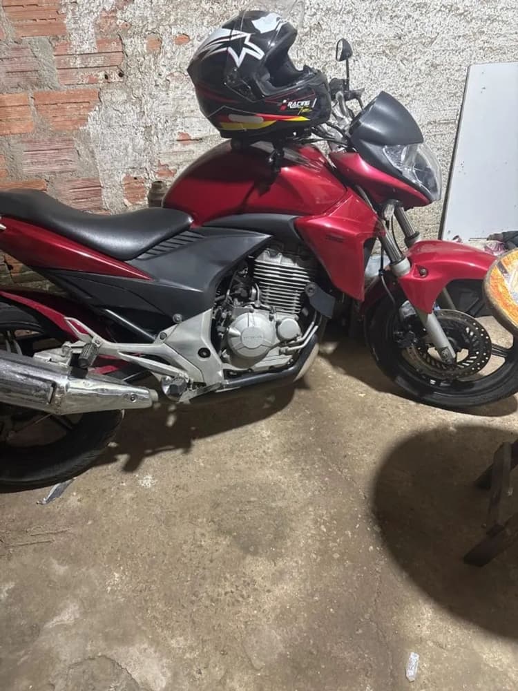 Cb300r 2011