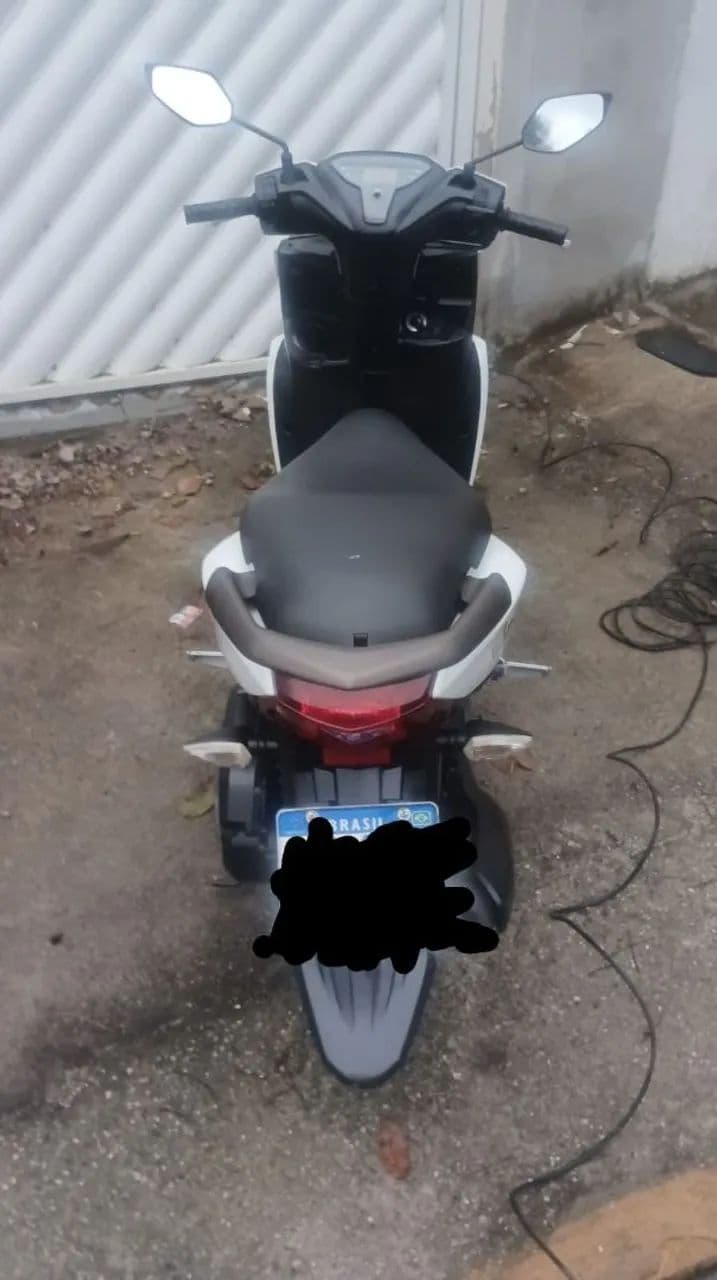 Yamaha fluo 125