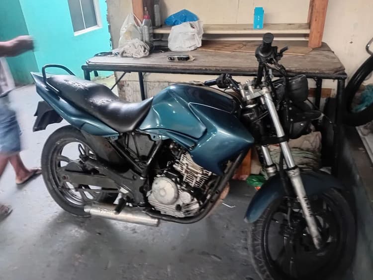 Motor fazer 2007