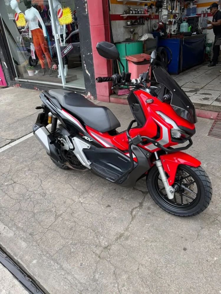 Vendo ADV 150CC 2022