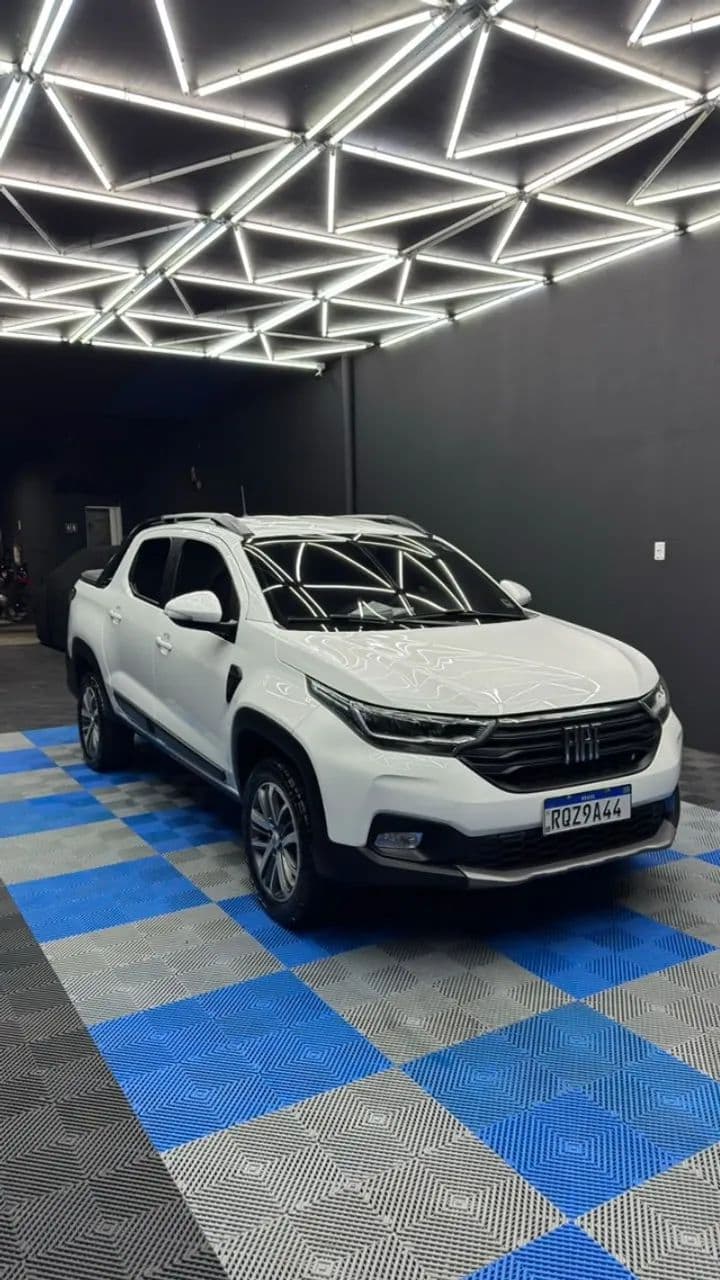Fiat Strada Volcano 1.3 Flex 8V CD Aut. 2023