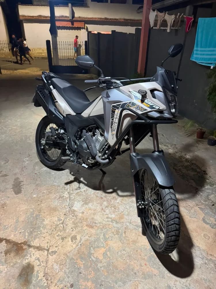 Sahara 300 ADV Flex 2024